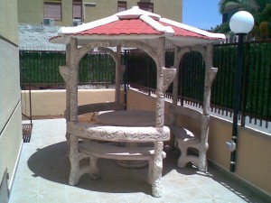 ART. GA-01 esempio di gazebo rotondo edera mis. tetto diam.  2,70  base diam. 2,40