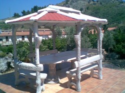 ART. GA-02 gazebo ovale edera  mis. tetto 3,70x2,70  base  3,40x2,40